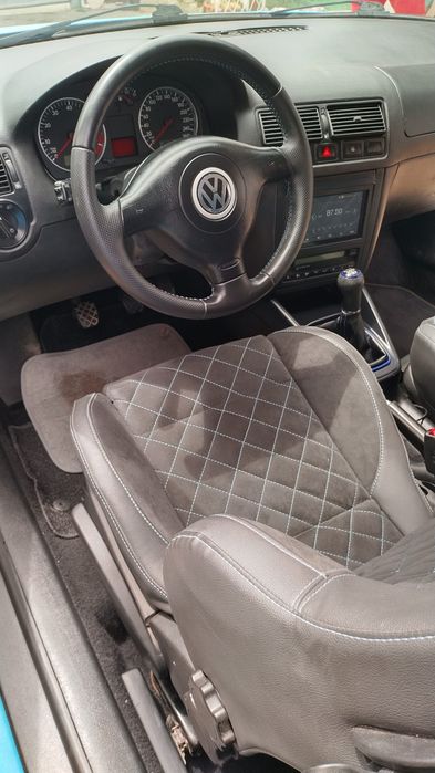 Vând sau schimb golf 4 VR5 170 HP