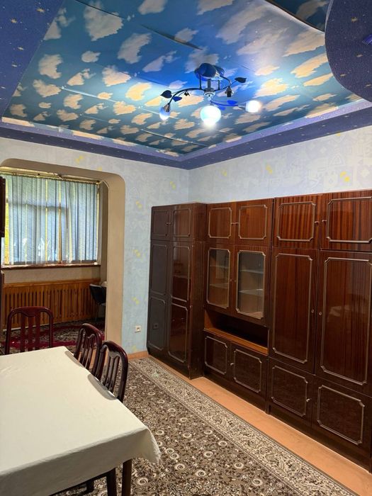 Продается квартира на Ц 15 3/2/4 массив Жангох