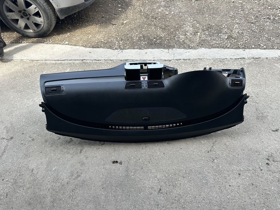 Табло със десен Airbag за VW Passat 6