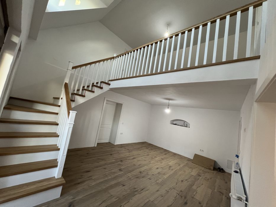 Scari din STEJAR la comanda