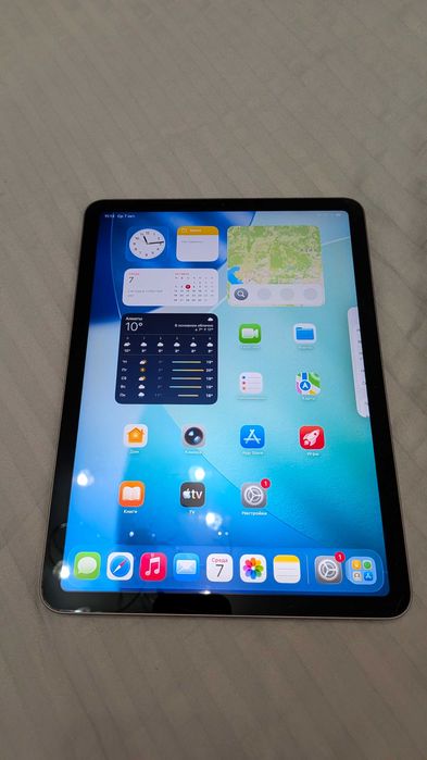 Ipad AIR 4 отличное состояние