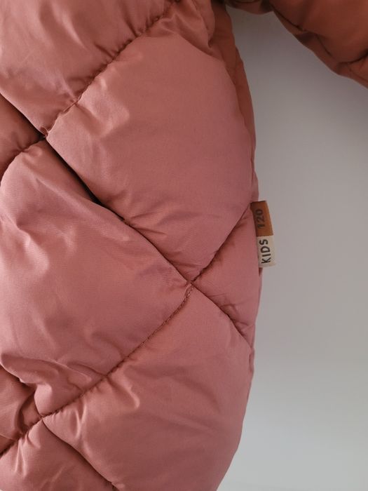 Продам детские куртки