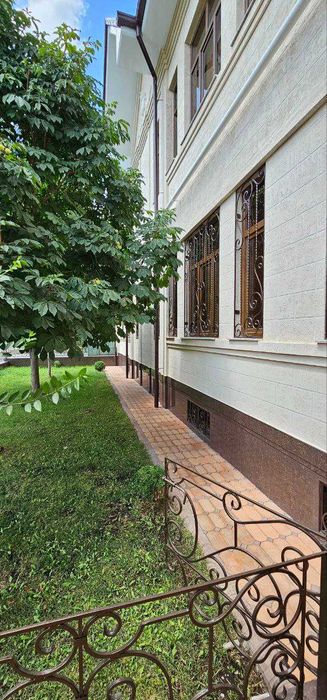 Сдаётся в аренду Суппер Евро Дом на Луначарский