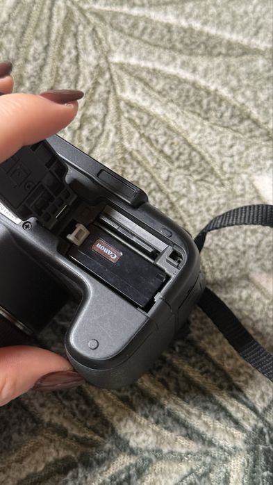 Canon EOS 250D Body