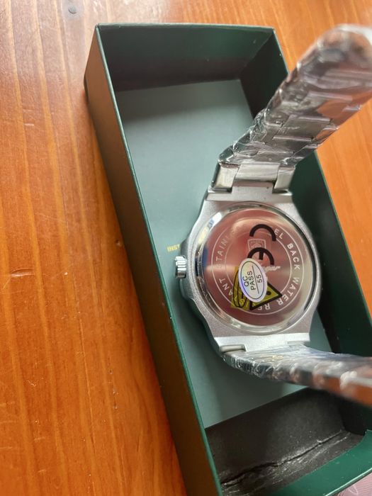 Часовник Hugo Poedagar