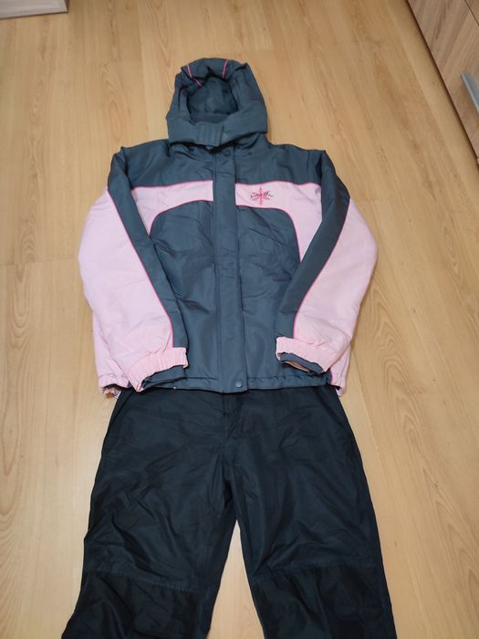 Дамска ски екипировка С размер