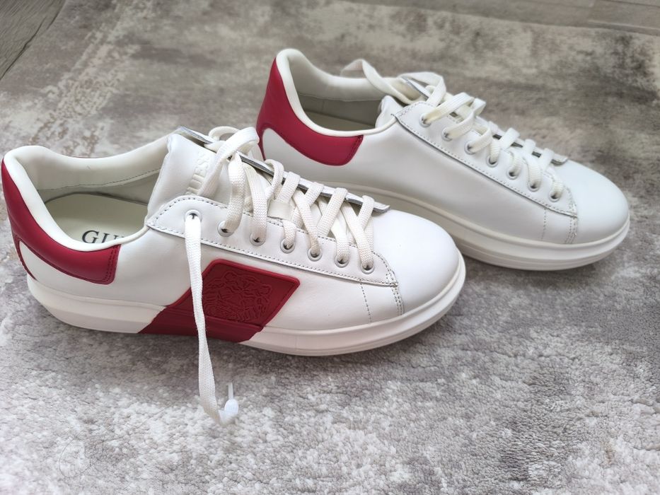 Adidasi Guess / Nike Piele