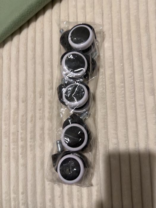 Vand 5 roti noi scaun birou