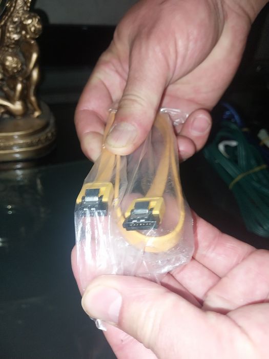 Шнуры для компьютер