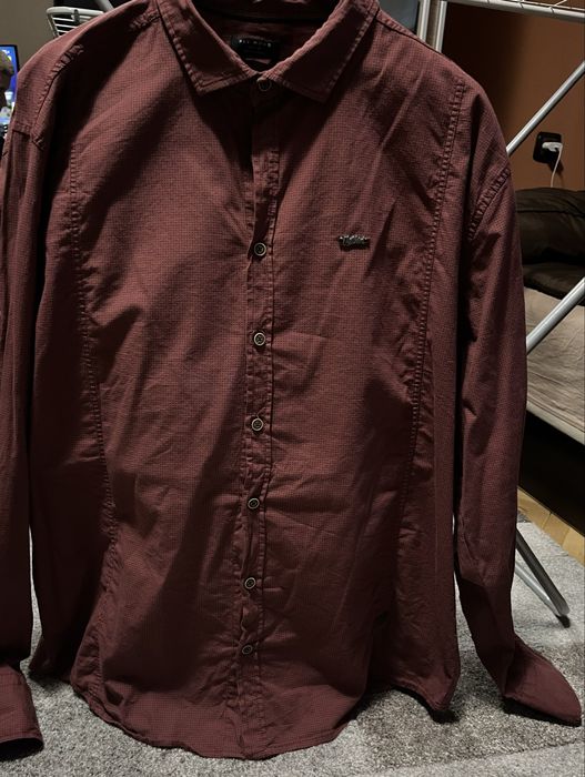 Абитуриенски костюм