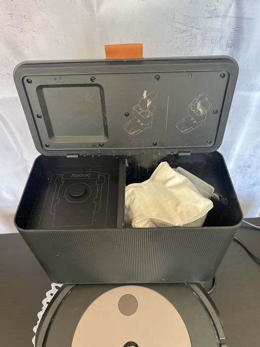 Прахосмукачка робот с моп iRobot Combo j5+