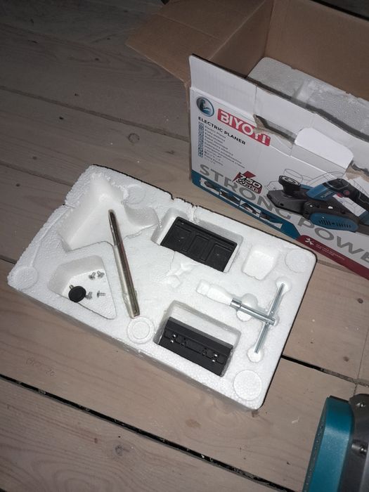 Elektr randa sotiladi