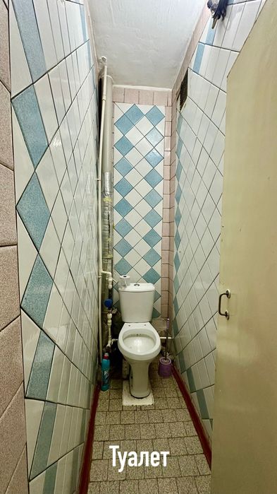 Продам свою 4-х комнатную кв. в Янгиюле! Дом 4-этажный,  2 - этаж!