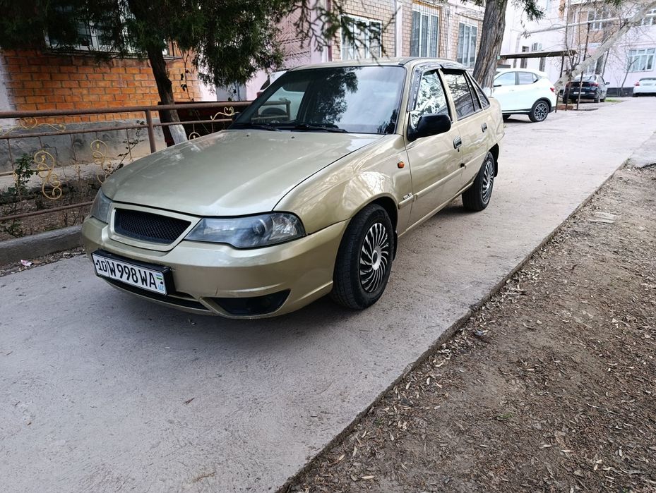 Нексия 2 сонс срочна сотилади гази бор юришлари зўр