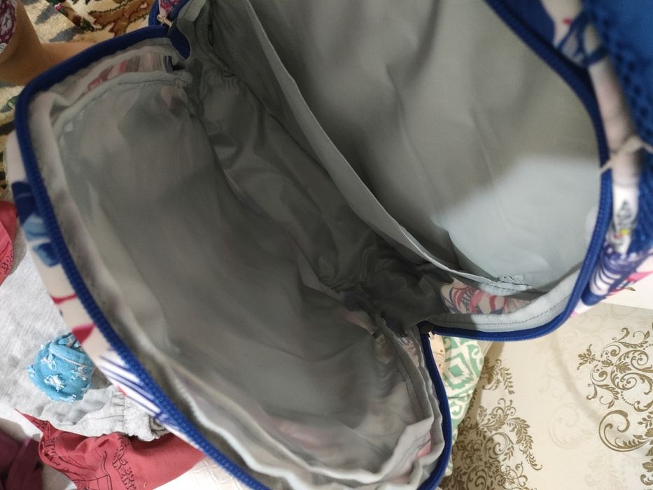 Новый рюкзак сатылады 3000тг