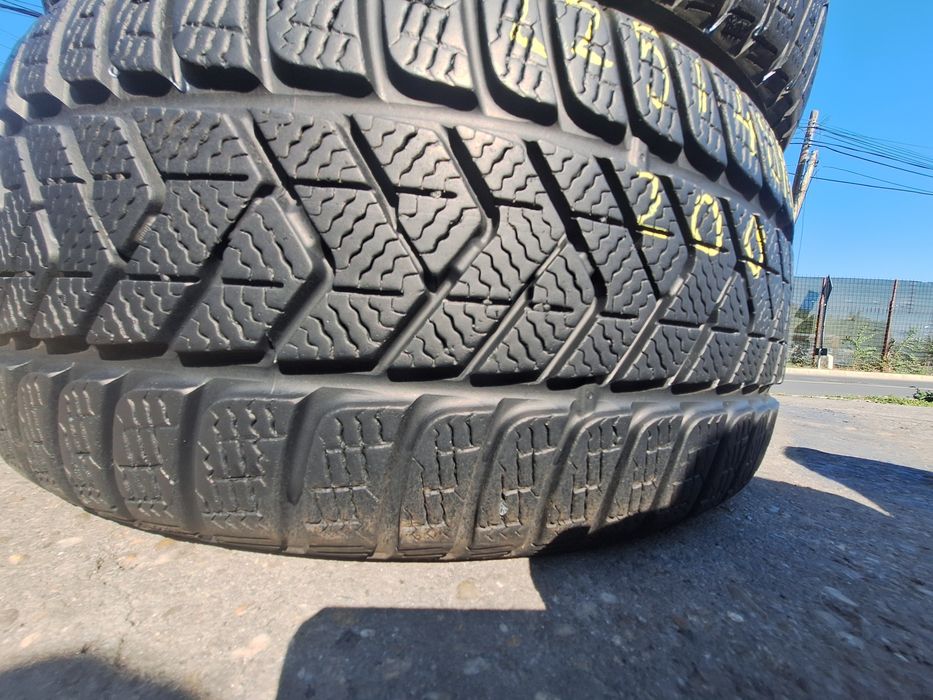 2 anvelope iarna 225/45r17 Pirelli Montaj Gratuit