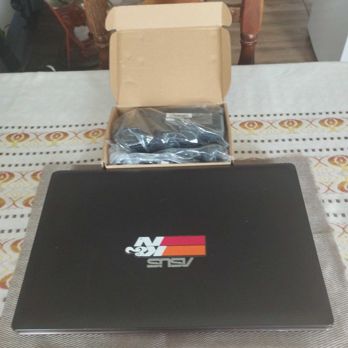 Лаптоп-ASUS.Работещ.