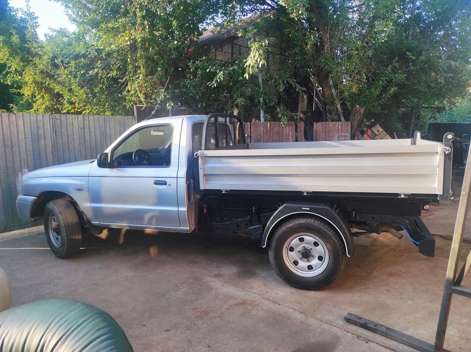 Bena basculabila Lada si platouri autoplatforme la comandă