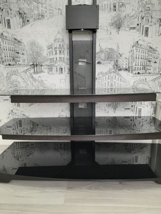 Подставка под  телевизор