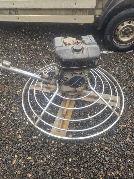 Închiriez elicopter beton de închiriat