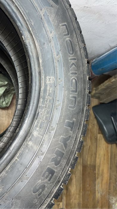 Продам шины Nokian 225 65 R17