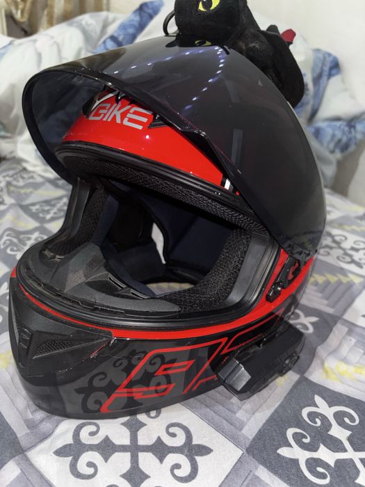 продаю шлем GIKE