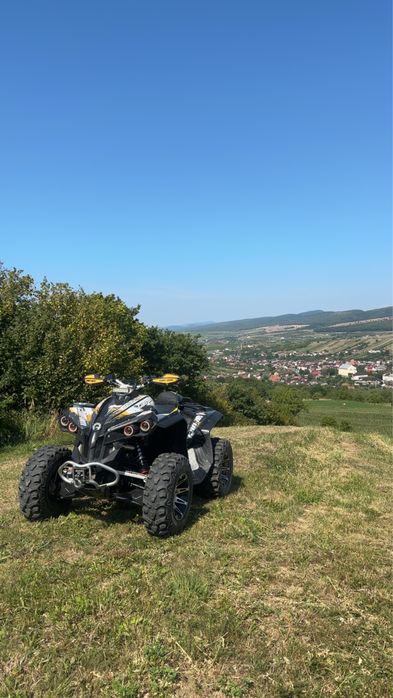 Vand Can am 800r ! Schimb doar cu Maverick +dif