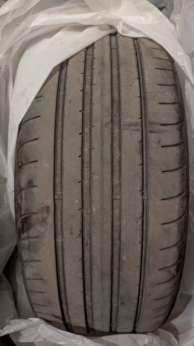 2 броя летни гуми Goodyear, DOT 0721, 225/45/17