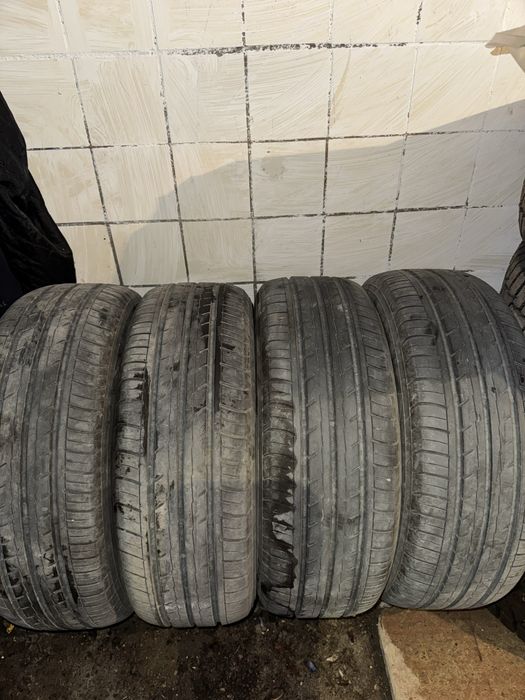 Продам летние шины 215/60/16 Yakohama