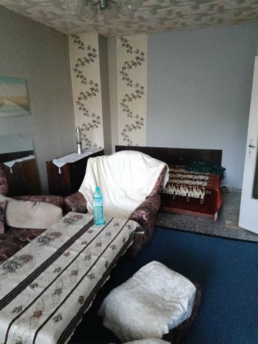 Дава се под наем Двустаен апартамент в Разград, Житница - 67 кв.м за 229.5 € - Снимка #2