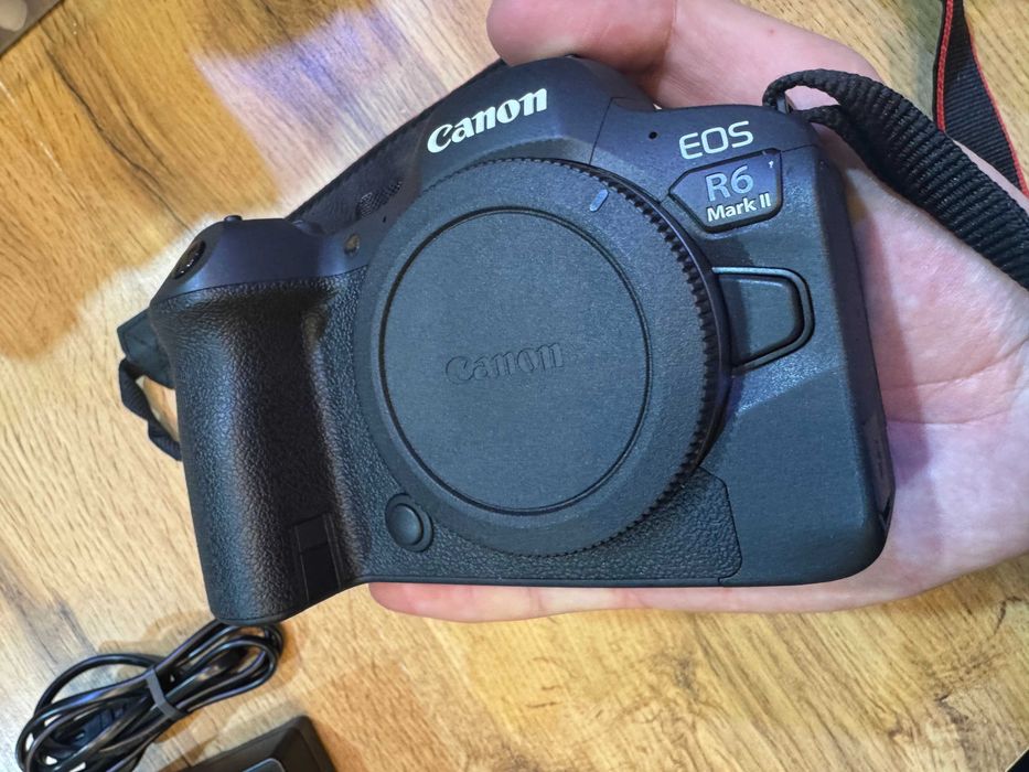 Canon EOS R6 Mark II