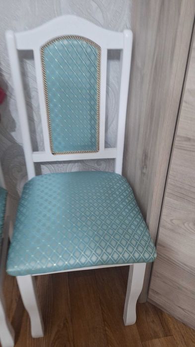 Стулья для гостинной