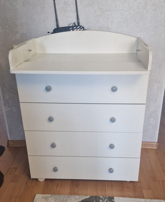 Пеленальный столик комод