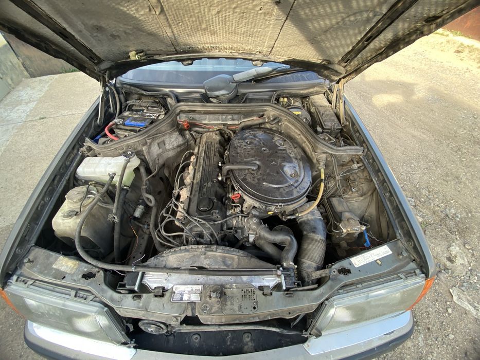 Продается Mercedes-Benz W124 E-Class, 3.0 (М103)