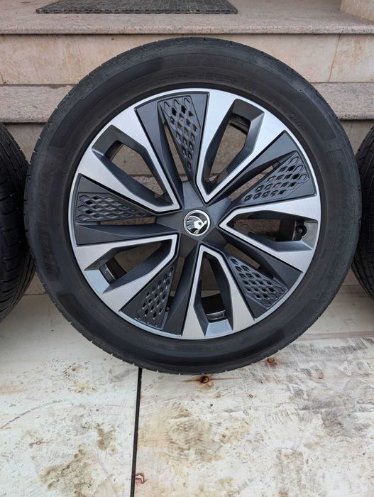 Roti vara Jante ORIGINALE Skoda Kodiaq 235 50 R19 NS7 cod 565601025AK