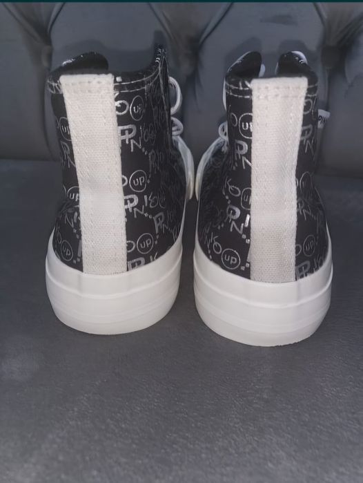 Adidasi tenisi ORIGINALI Pinko marime 36