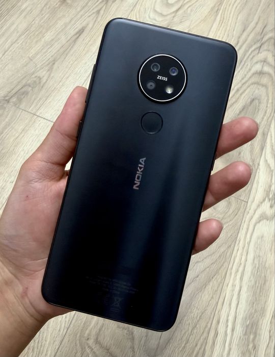 Продам Nokia Zeiss 7.2