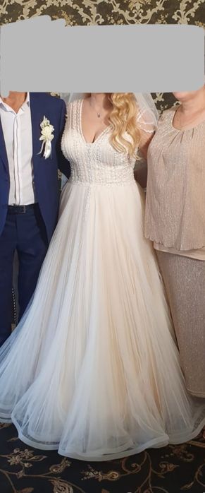 Vând Rochie mireasa Best Bride 42-44