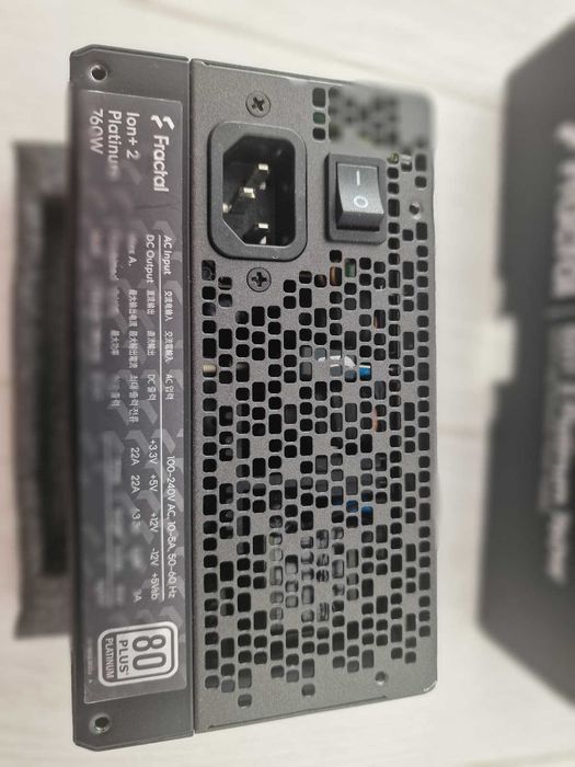 Surse + coolere  Fractal design SUPER PRET