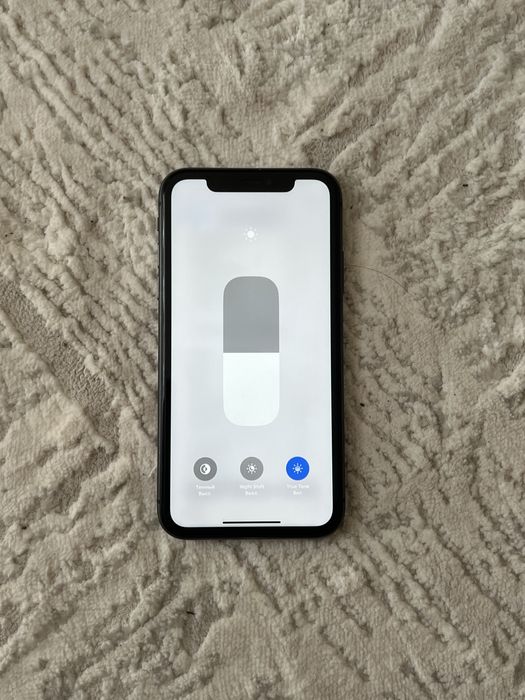 Iphone 11 64 GB 76%