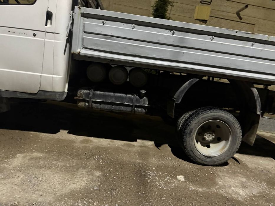 Газель сотилади эканом