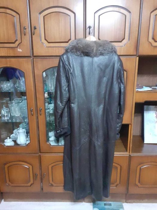 Продается плащ из кожзама