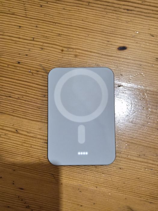 Продам Pitaka 5000 мАч Power Bank