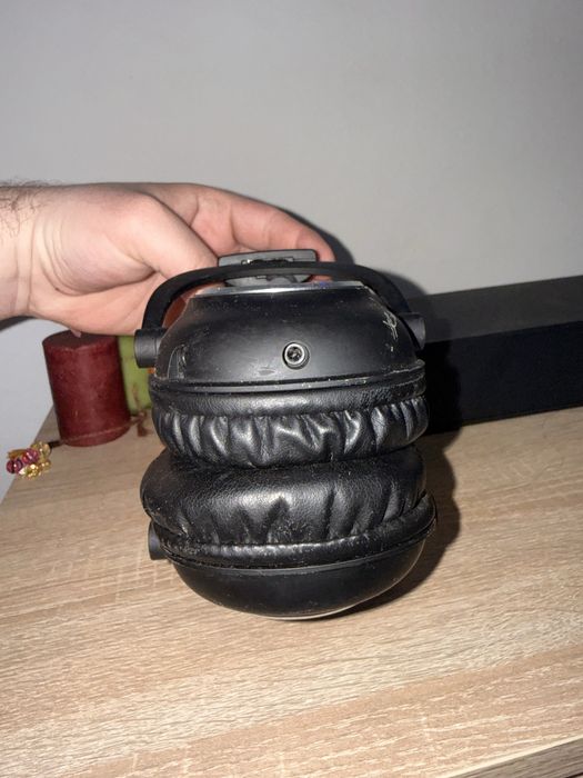 CĂŞTI Logtiech G PRO