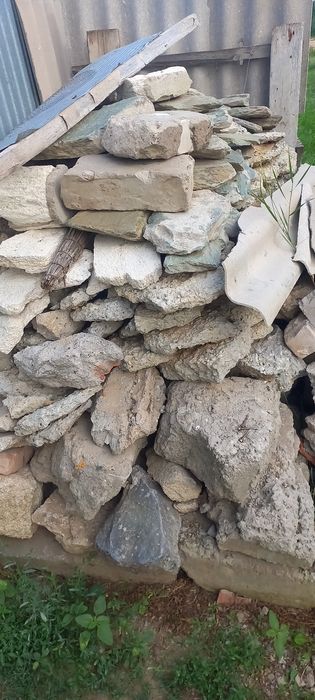 Бут камень строительный