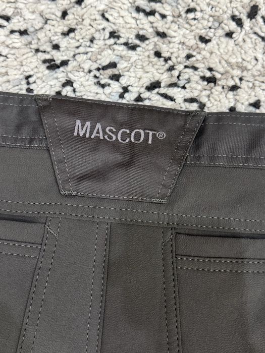 Мъжки работен панталон MASCOT . Размер 52