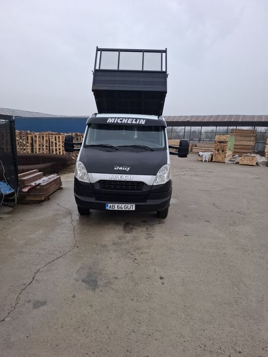 Vând Iveco DAILY