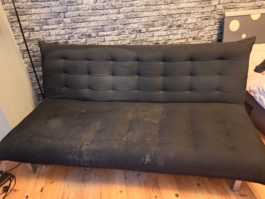 Разтегаем черен диван