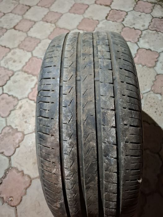 Шина на 235/19/50