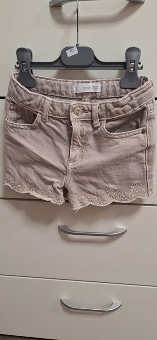 Къси дънкови панталони за момиченце - различни видове